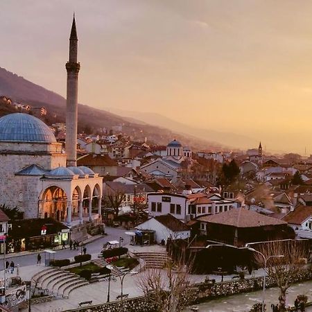 Studio Apartment In Center With Panoramic Old Town View Prizren Exterior foto